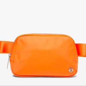 Lululemon belt bag
